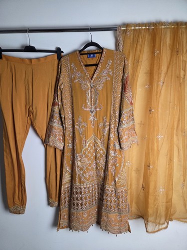 Rafia schicker 3 teiliger - £66,