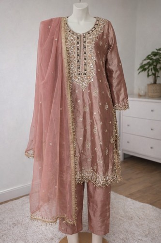 Pakistanischer asiatischer