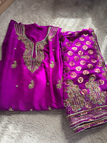 Lila bestickter salwar kameez - bestickter,